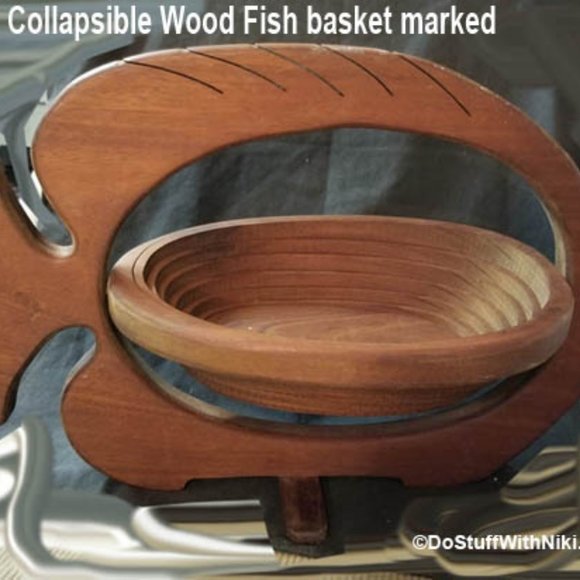 Collapsible Wood Fish basket marked - Picture 1 of 8